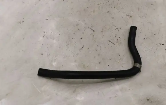 Nissan X-Trail T30 Engine coolant pipe/hose NOCODE