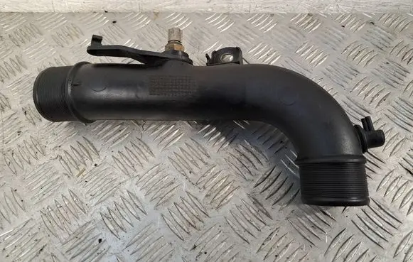 Toyota Corolla Verso AR10 Intercooler hose/pipe 173620R011