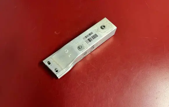 BMW i3 Front bumper cross member 7296855 51117296855