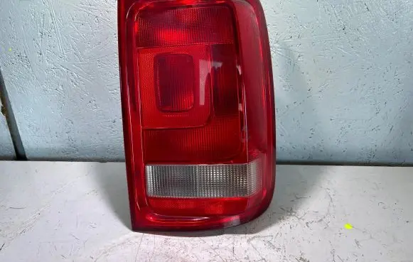 Volkswagen Amarok Rear/tail lights 2H1945096C