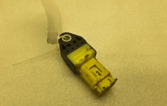 Subaru Outback Airbag deployment crash/impact sensor 98237AG000