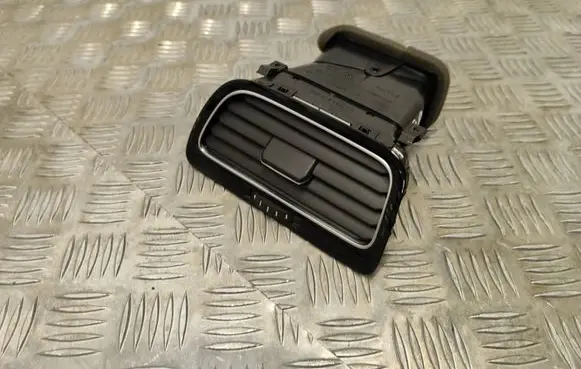 Volkswagen Golf VII Dashboard side air vent grill/cover trim 5G1819710B