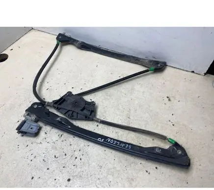 Seat Leon (1M) Front door electric window regulator 113890 11398400