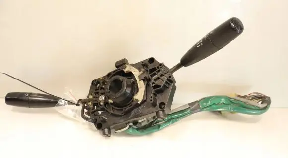 Suzuki Swift Cultus Light switch