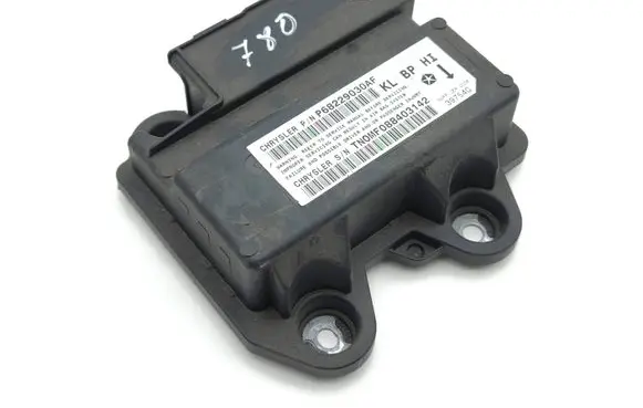 Jeep Cherokee Airbag control unit/module P68229030AF 39754C T088403142