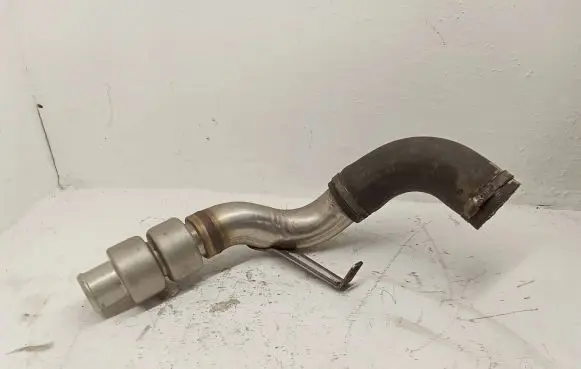 Intercooler hose/pipe