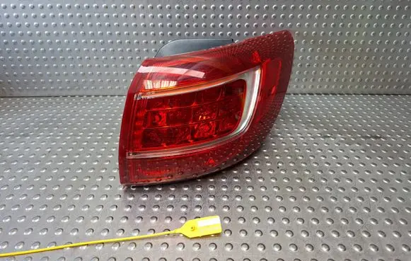 KIA Sportage Rear/tail lights S27725389