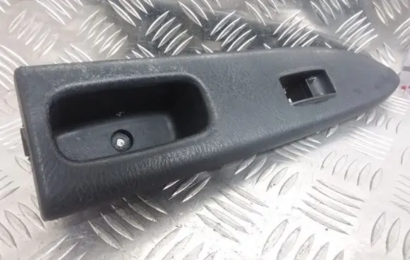 Toyota Avensis T220 Front door interior handle trim 7423105050B0 7423105050G0