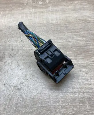 Peugeot 308 Plug wire 1563194 15631941 15632001