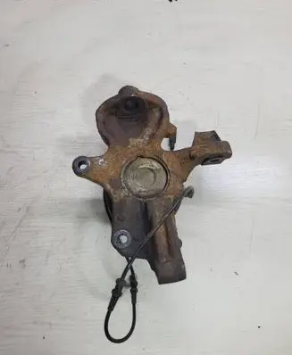Mercedes-Benz Sprinter W906 Front wheel hub