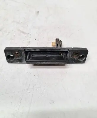 KIA Sorento Tailgate release/open handle 