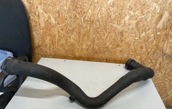 Audi A4 S4 B8 8K Intercooler hose/pipe 8K0145673