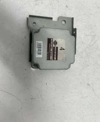 Nissan X-Trail T30 Torque split ecu control unit/module 41650EQ070 A68000U06