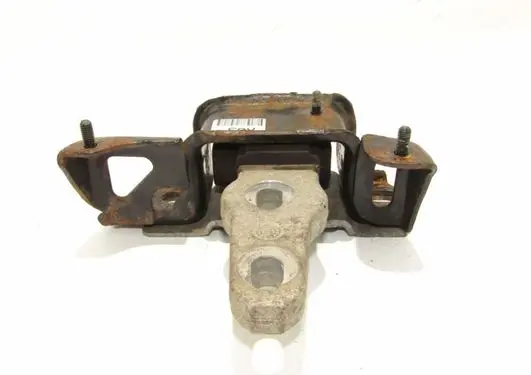 Ford B-MAX Engine mount bracket