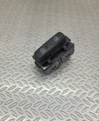 Volvo V40 Cross country Central locking switch button 31376499
