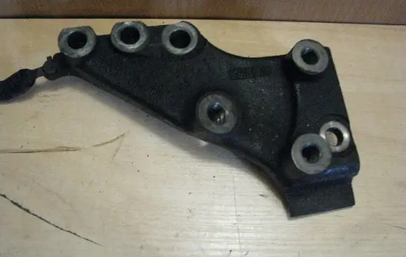 Honda Civic Engine mounting bracket 21830D3800