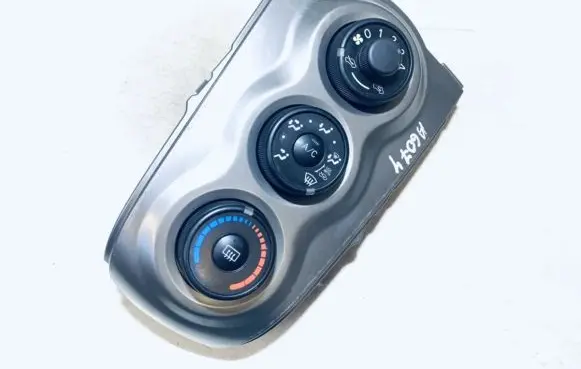 Toyota Yaris Climate control unit 554060d190 55409-0d190