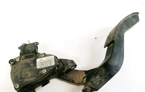 Volkswagen PASSAT B5.5 Accelerator throttle pedal 8D1721523J 6PV00837603