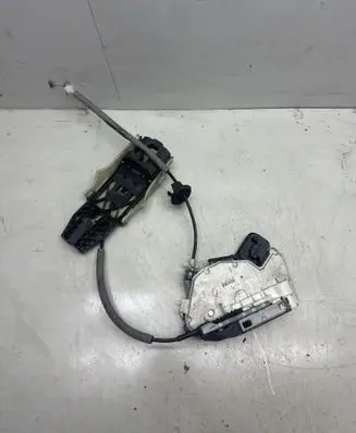 Skoda Superb B8 (3V) Rear door lock 6V0839015