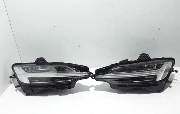 Volvo S60 Headlight/headlamp 32228867 32228866