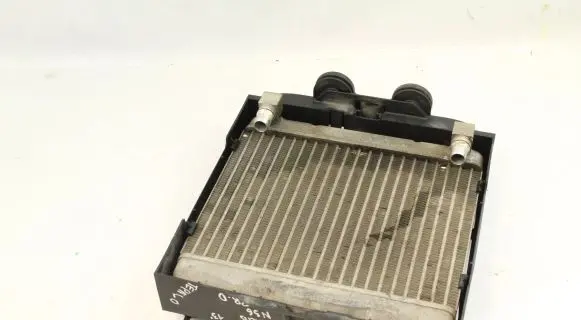 BMW 5 F10 F11 Engine oil radiator 7572542 17217572542