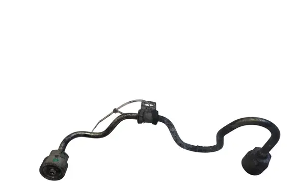 Fuel injector supply line/pipe