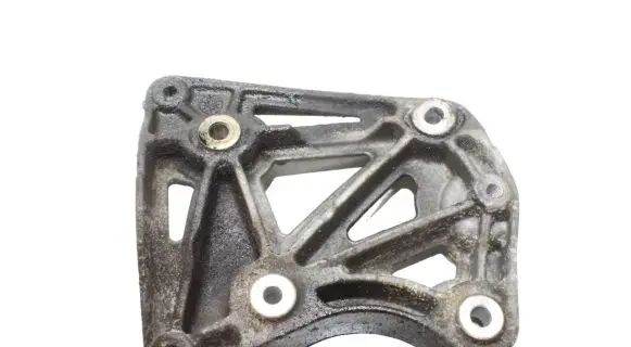 Chevrolet Orlando A/C compressor mount bracket 96868422