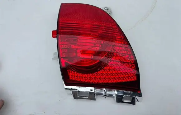 Peugeot 2008 I Rear fog light 009774020002 7H0168309