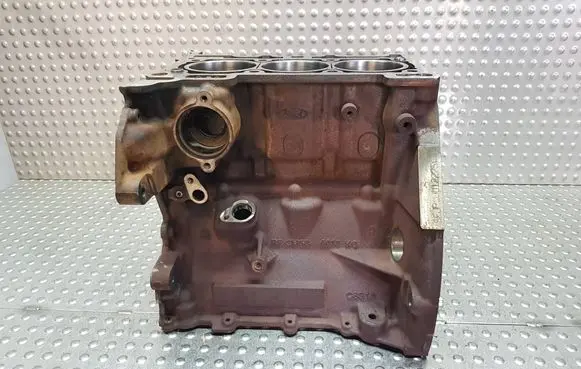 Ford Focus Engine block S27698207 CM5G6015KC SFJP