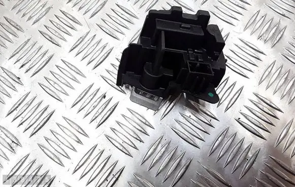 Seat Arona Tail light bulb cover holder 6F9945231