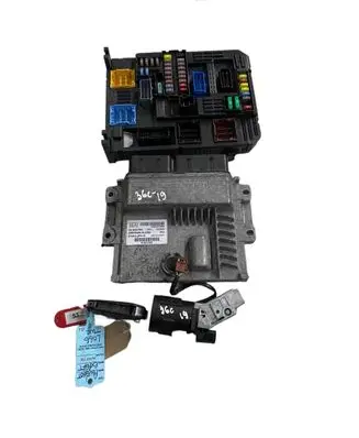 Peugeot Expert Engine ECU kit and lock set 9809447980