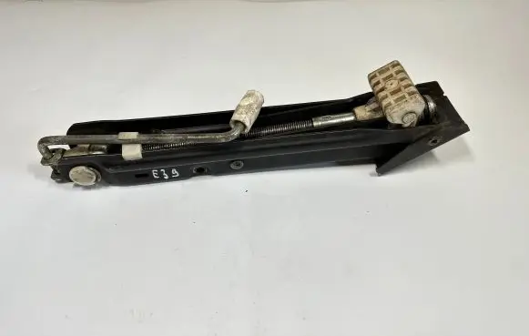 BMW 5 E39 Lift Jack 1092710 71121092710