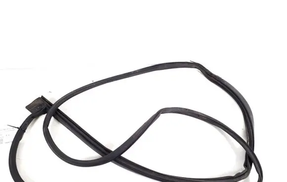Rubber seal rear door