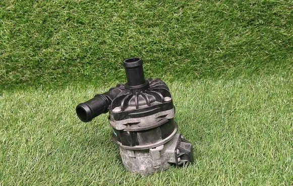 Audi A6 S6 C6 4F Electric auxiliary coolant/water pump 4F0965567