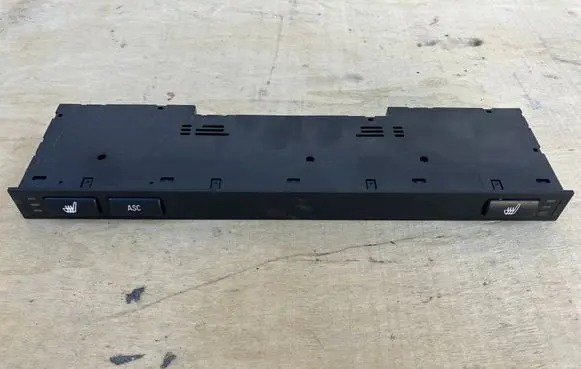 BMW 5 E39 Seat heating switch 8373712