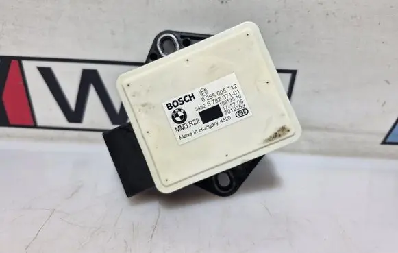 BMW 5 E60 E61 ESP acceleration yaw rate sensor 6782371
