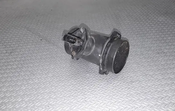 Mercedes-Benz Vito Viano W638 Mass air flow meter 0280217114 0000940948