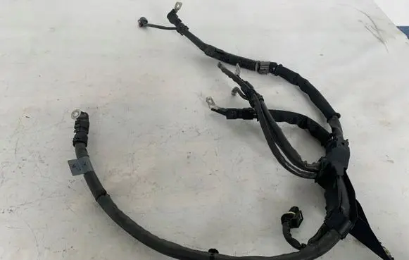 Mercedes-Benz E W213 EUR ISO radio connector 