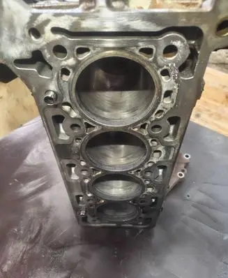 Ford Transit Engine block GK2Q6015AC YMF6 HE64087