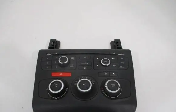 Citroen C4 II Central console control unit 9666027177