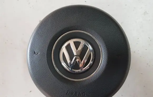 Volkswagen Beetle A5 Steering wheel airbag 5C5880201HIAUTOPI 5C5880201H