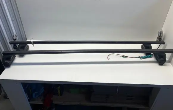 Volkswagen Transporter - Caravelle T5 Roof bar rail