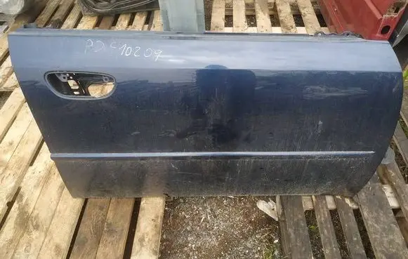 Subaru Legacy Front door melynos