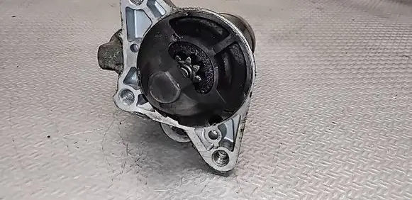 Mazda 6 Starter motor M001T30971