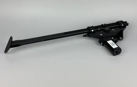 Mercedes-Benz E C207 W207 Seat belt adjustment motor A2078600282 072ED69116 306035299AD