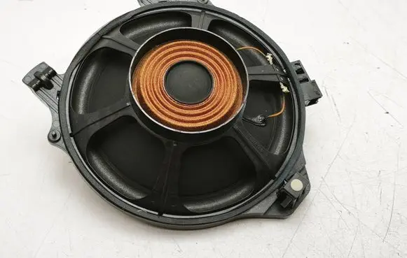 Mercedes-Benz S W222 Subwoofer speaker A2228203602