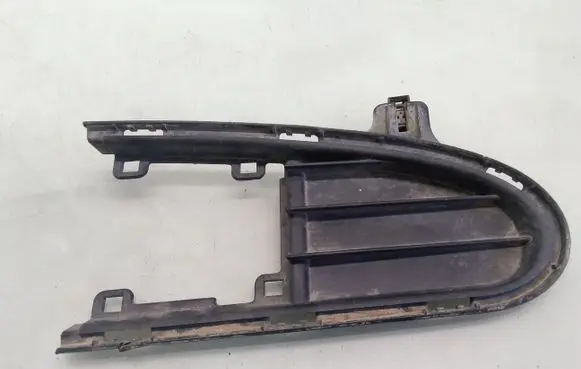 Volkswagen Sharan Front bumper lower grill 7M0853684B