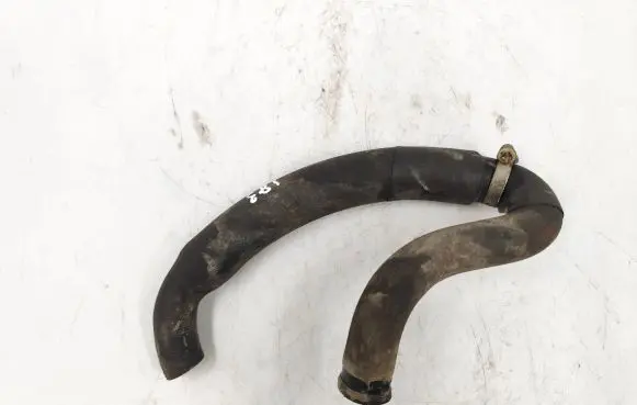BMW 5 E39 Engine coolant pipe/hose