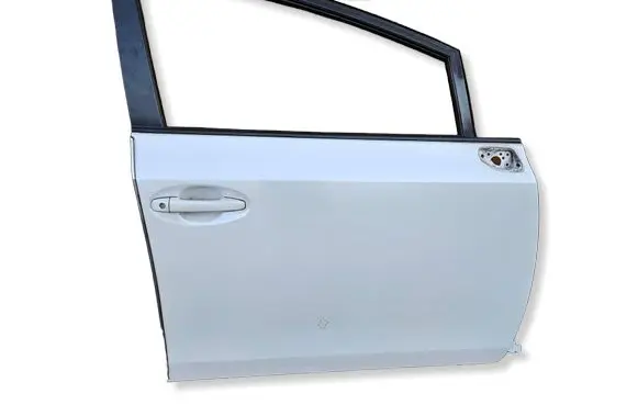 Toyota Prius+ (ZVW40) Front door 6700147111