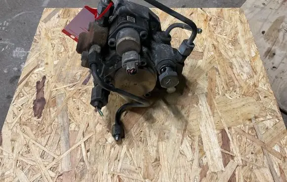 Subaru Legacy Fuel injection high pressure pump 2940000760